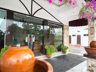 Rose Cottage Hotel Bandar Seri Alam Джохор-Бару Экстерьер фото